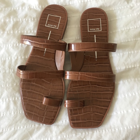 dolce vita isala sandals